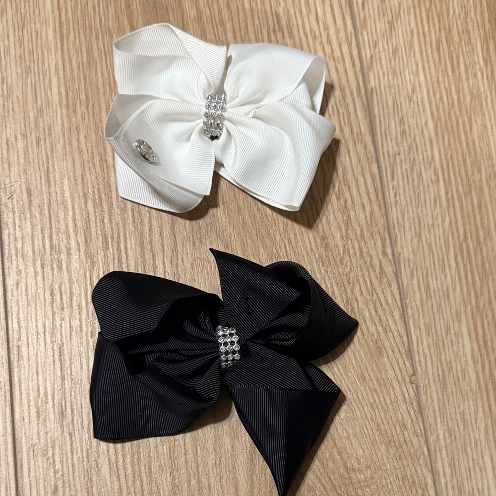 2 JoJo Siwa Black and White Hair Bows for Kids